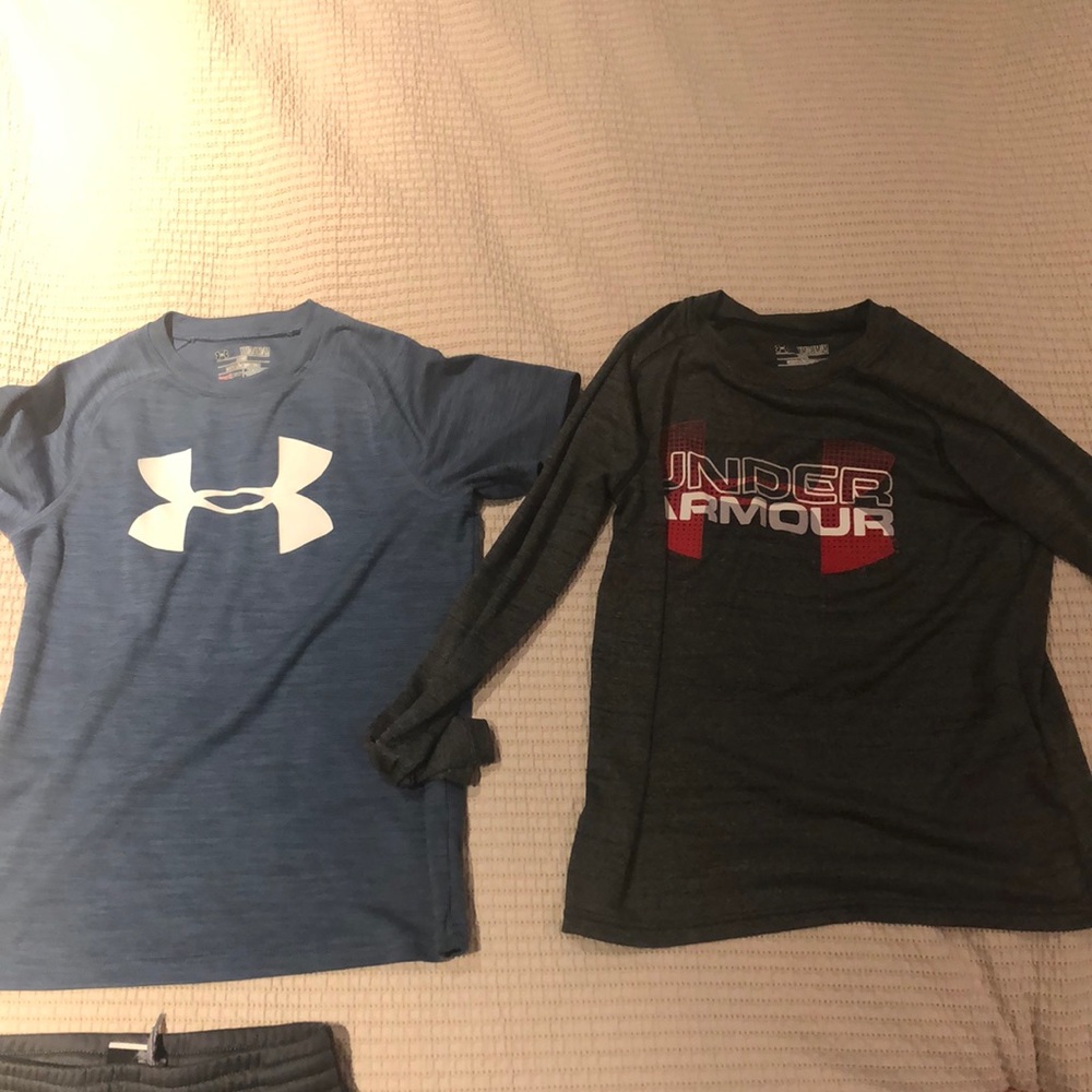 Under Armour boys shirts